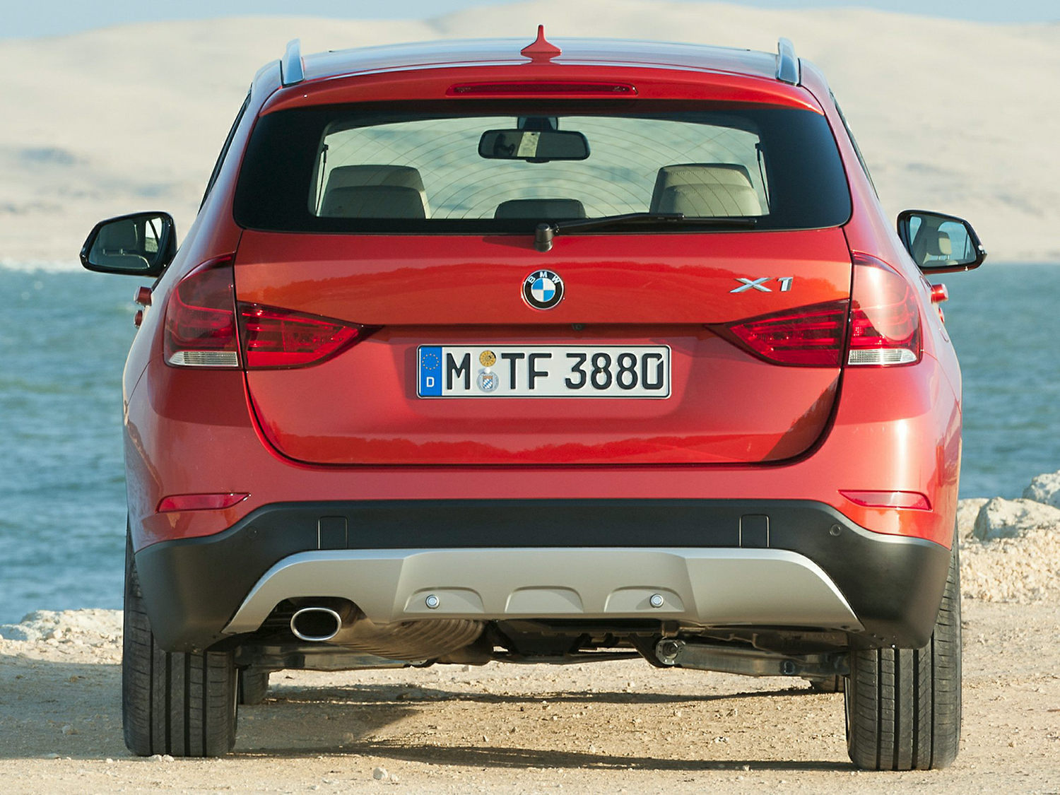 BMW X1 Turbo AWD 8SPEED 2015 SUV Drive